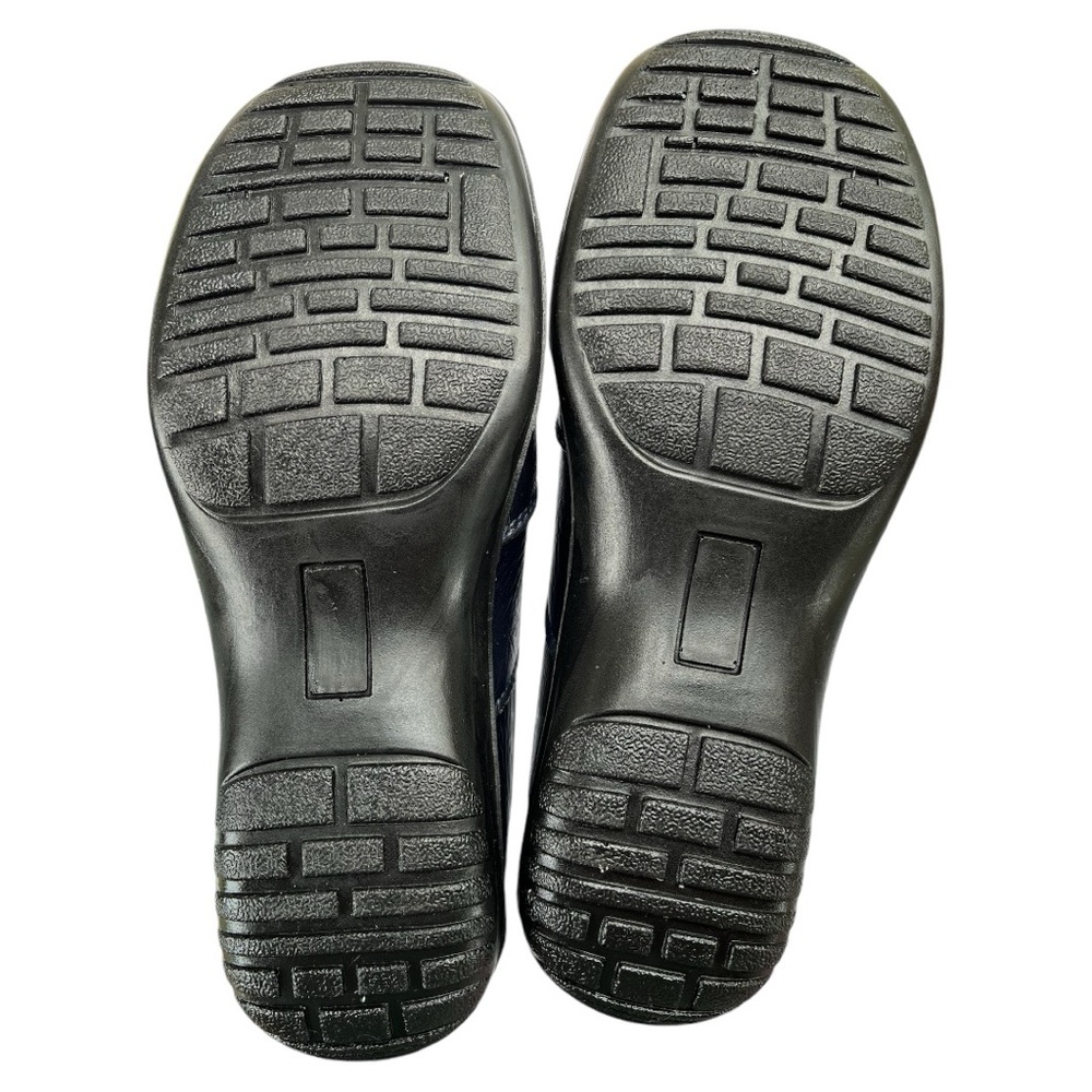 Easy Street Navy Forever Shoe. Size 8. Color: Navy. NEW - Picture 5 of 9